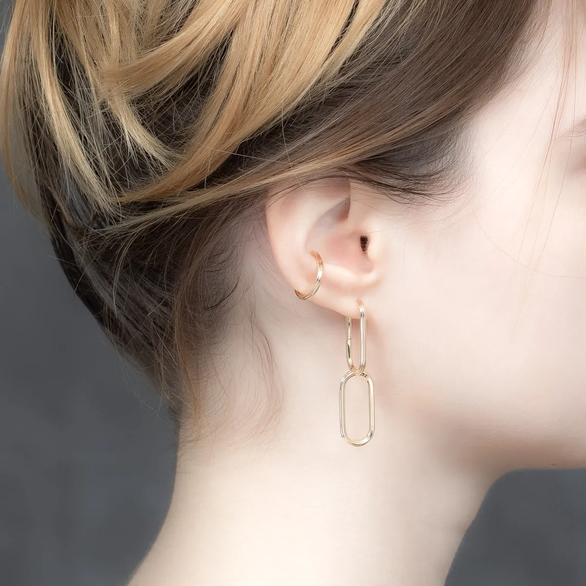 18k "Dune" Oval Ear Cuff