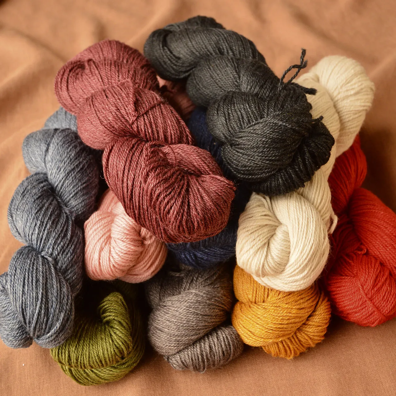 All Natural Sock Knitting Yarn in Wool/Ramie (100g 3-ply 300m)