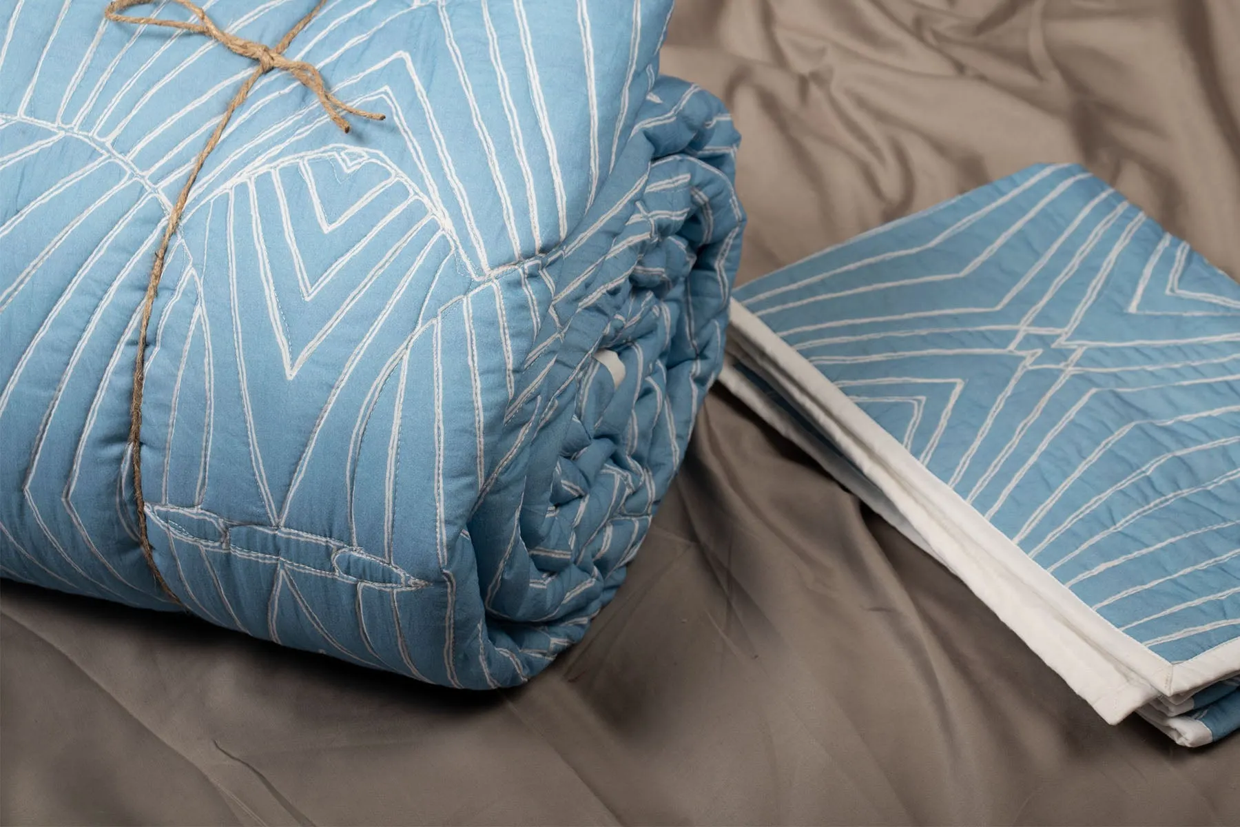 Blue Quilted Bedcover With Pillow Covers