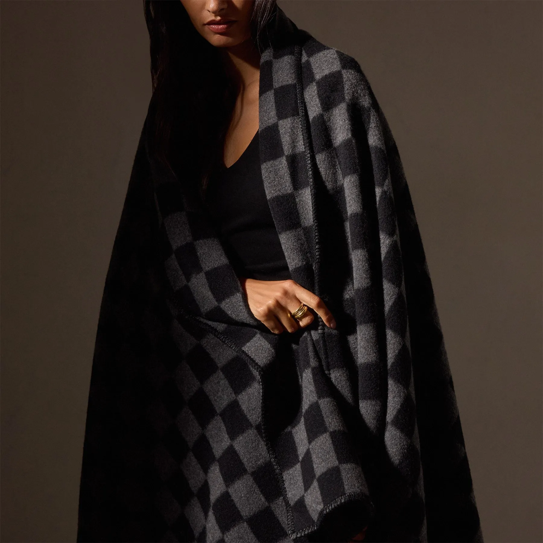 Checkerboard Cashmere Blanket - Black/Grey