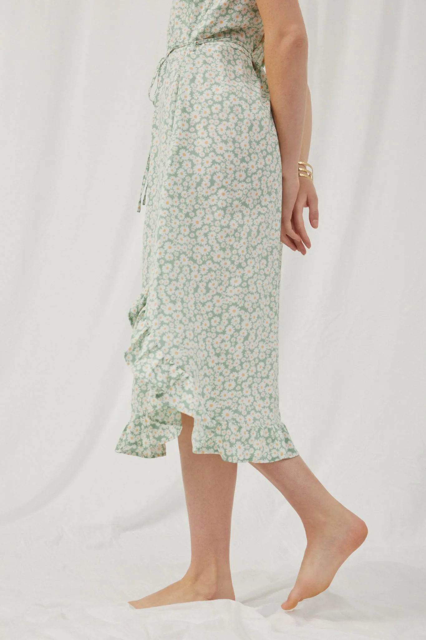 Daisy Print Tie Waist Ruffle Hem Dress