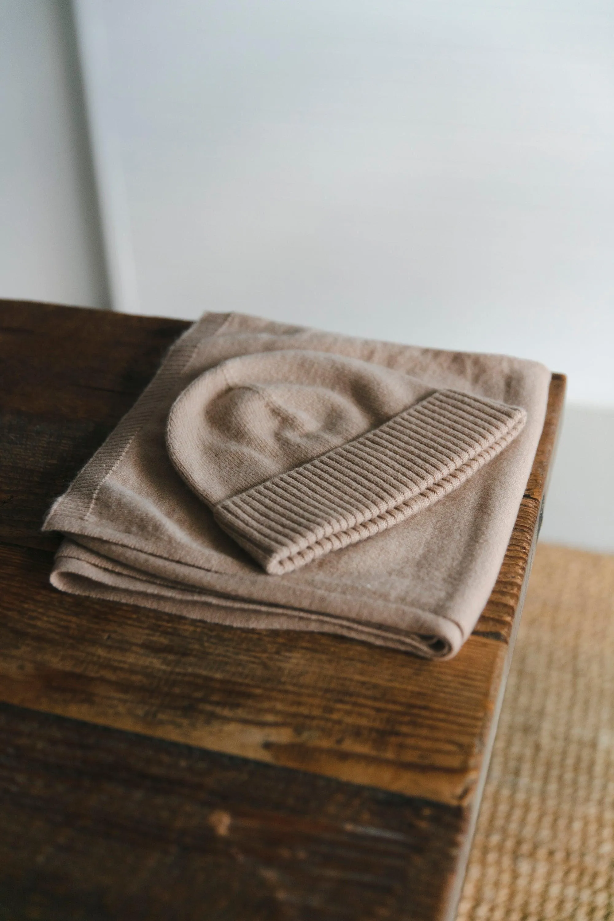 Saga Cashmere Beanie - Toffee