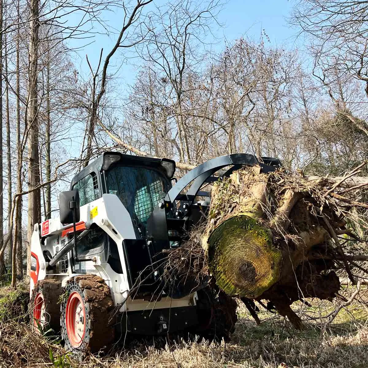 TMG Industrial 30” Skid Steer Log Grapple Attachment, 42” Claw Opening, 3000-lb Grapple Capacity, Universal Mount, TMG-SLG30